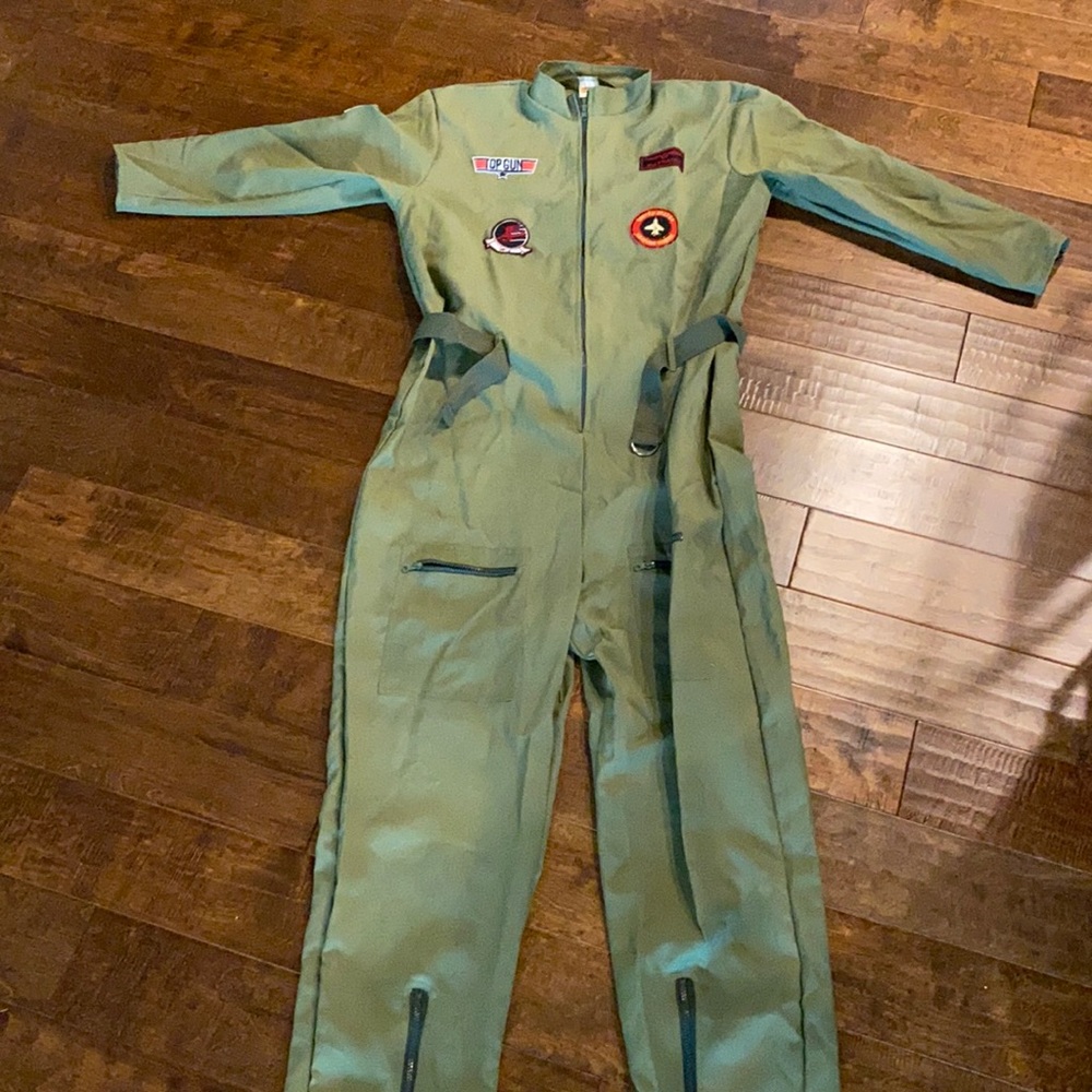 Men’s Top Gun costume